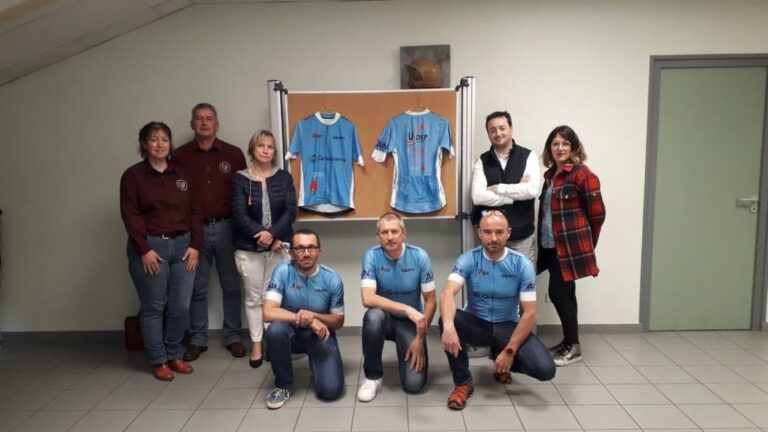 Remise de maillot à l'UDSP01